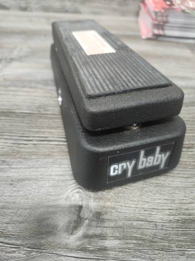 Dunlop Cry Baby Standard Wah Pedal | Long & McQuade